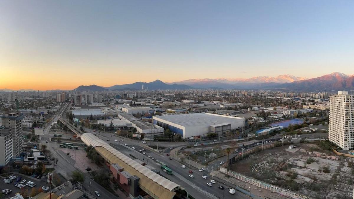 Hermosos Dptos Cercanos A Metro Y Centros Comerciales Santiago Dış mekan fotoğraf